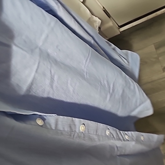 Blue and white thin lined Tommy Hilfiger dress shirt for men - Picture 6 of 7